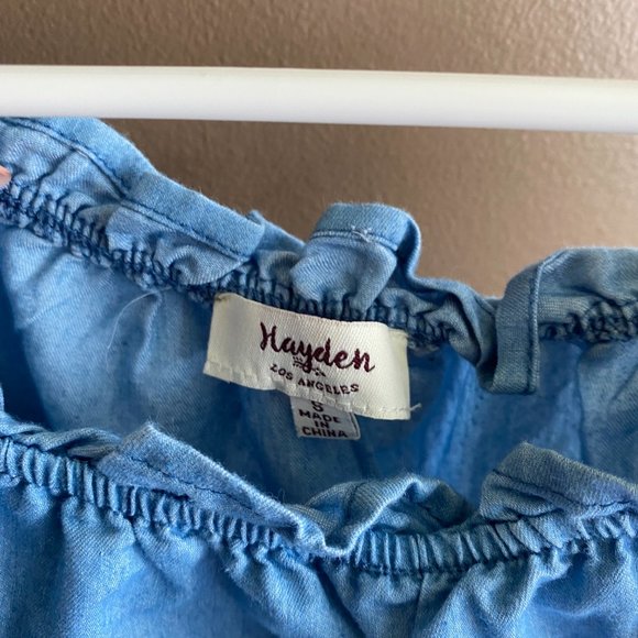 Off the shoulder dress - Picture 2 of 3